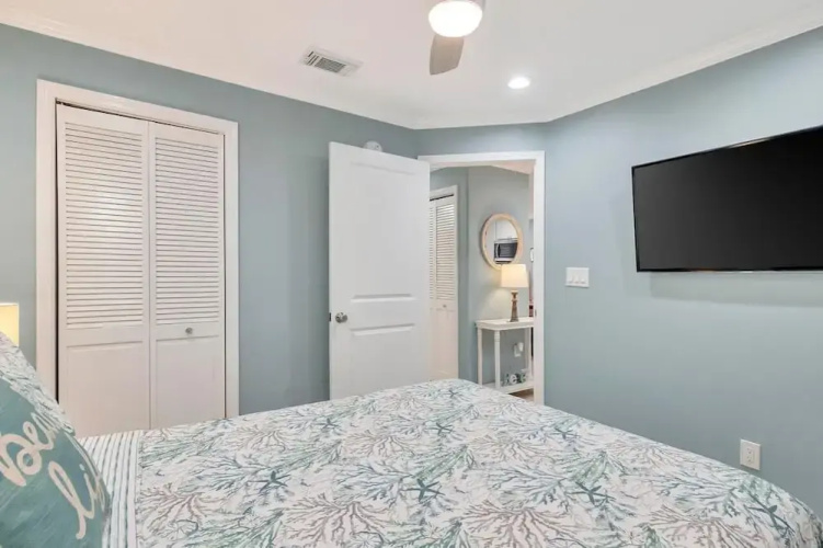 Poolside Villas 106