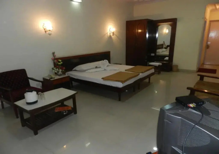 Lakshmi Vilas Hotel