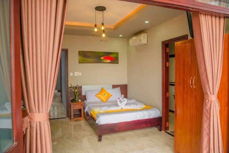 Deluxe Double room with balcony and beachfront