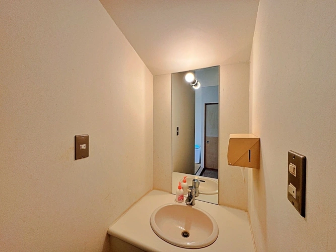 Economy Twin room