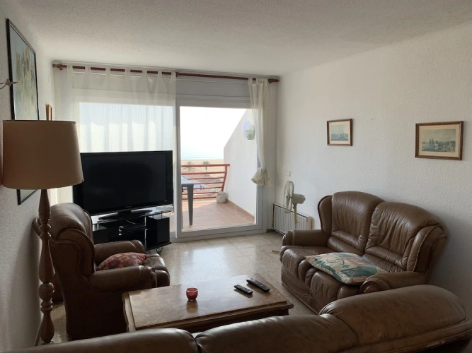 2 Bedrooms Apartment with sea view