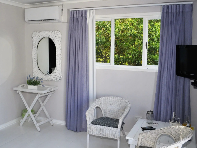 Brenton Beach House