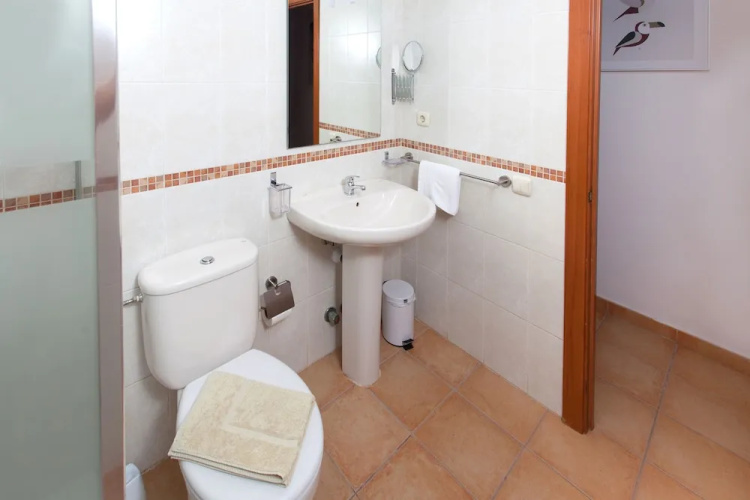 Anahi Home Drago 14