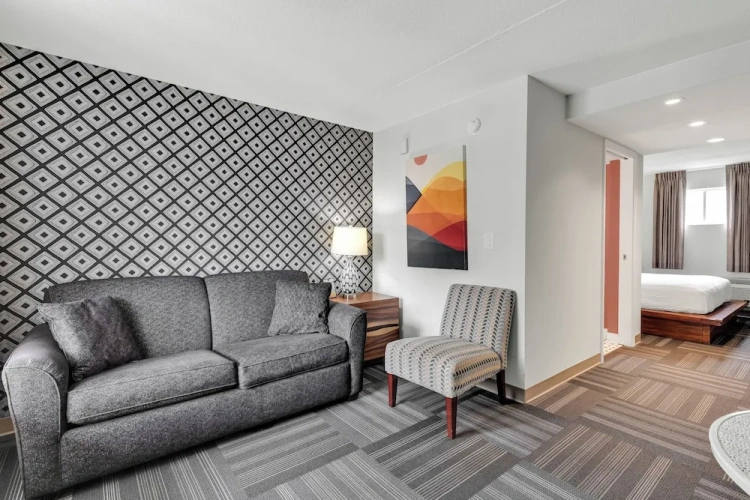 2 Bedrooms Quadruple Suite