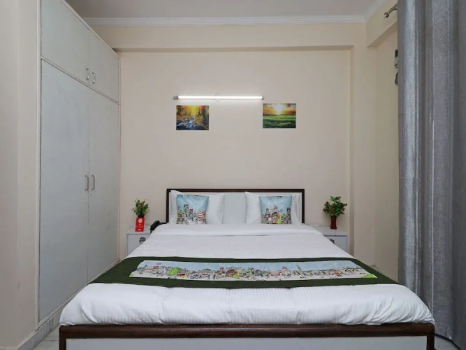 OYO 10669 Hotel Comfort Stay Inn