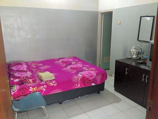 Economy room