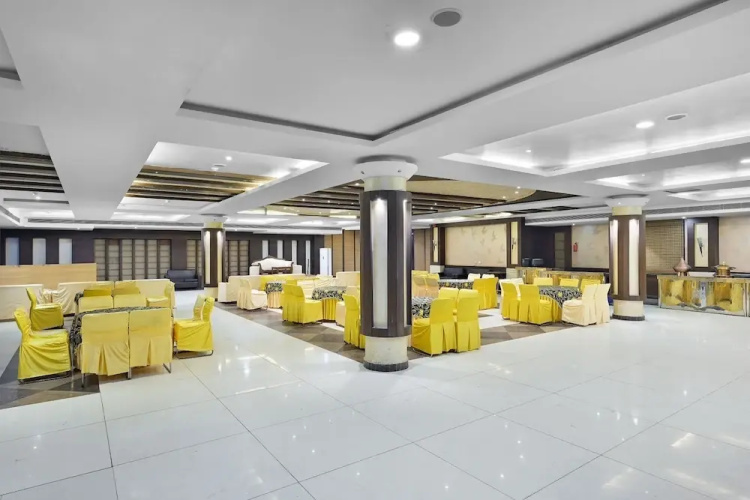Hotel Paras