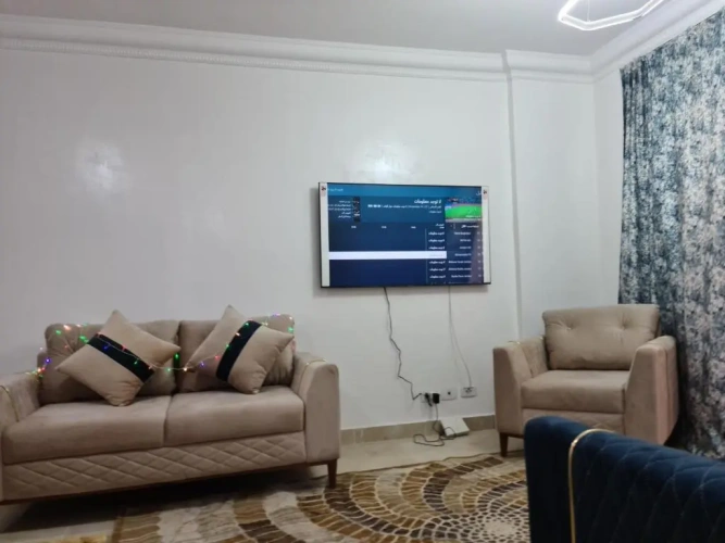 2 Bedrooms Apartment