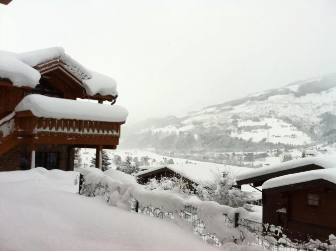 Double Chalet