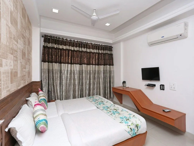 Hotel Grand Nishat