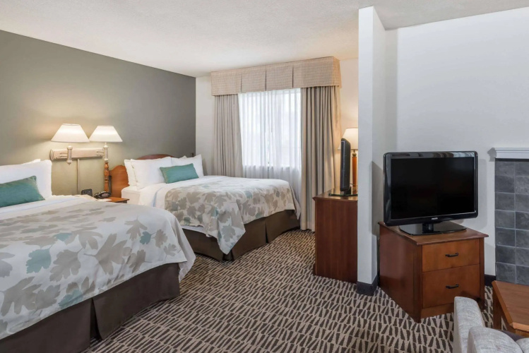 Best Western Fishkill Inn & Suites