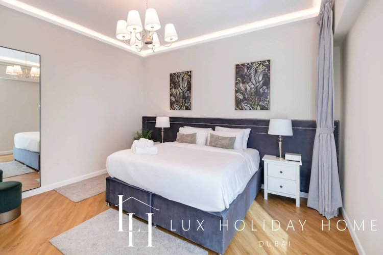 Lux The Marina Sea View Suite 2