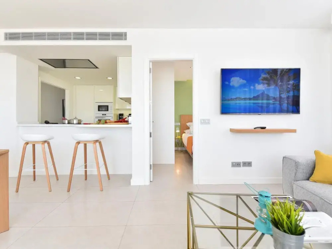Apartment Mogan With Stunning Beach Views