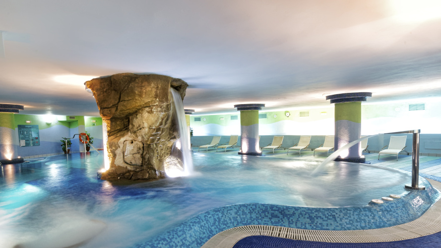Bull Escorial & Spa photo 36