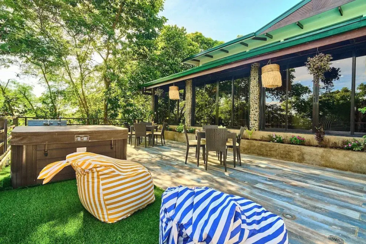 Cuatro Maya by Araw Residences