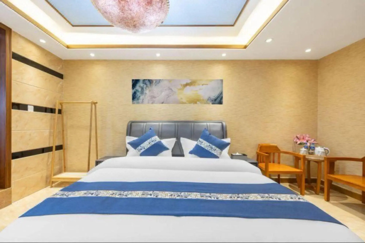 Kunming  fast seven hotel chain
