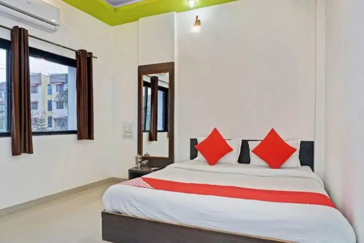 I Cloud Sri Sai Inn