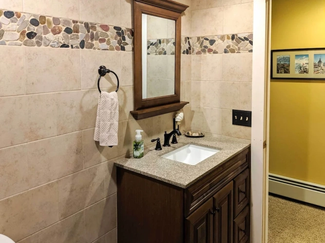 3 Bedrooms Cottage