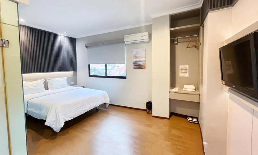 G Hotel