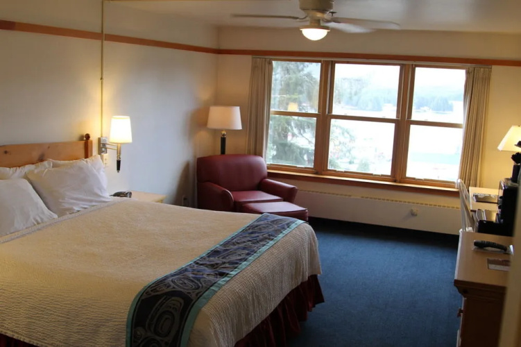 Cape Fox Lodge