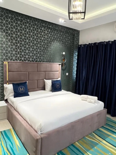 Sujimoto Residences