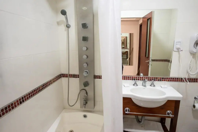 Hotel Emperatriz