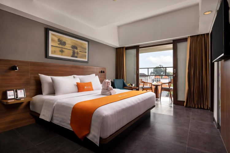 J4 Hotels Legian