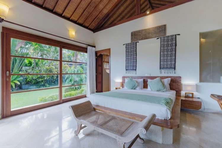 Luxury Villa