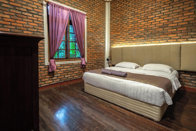Lingga Garden House
