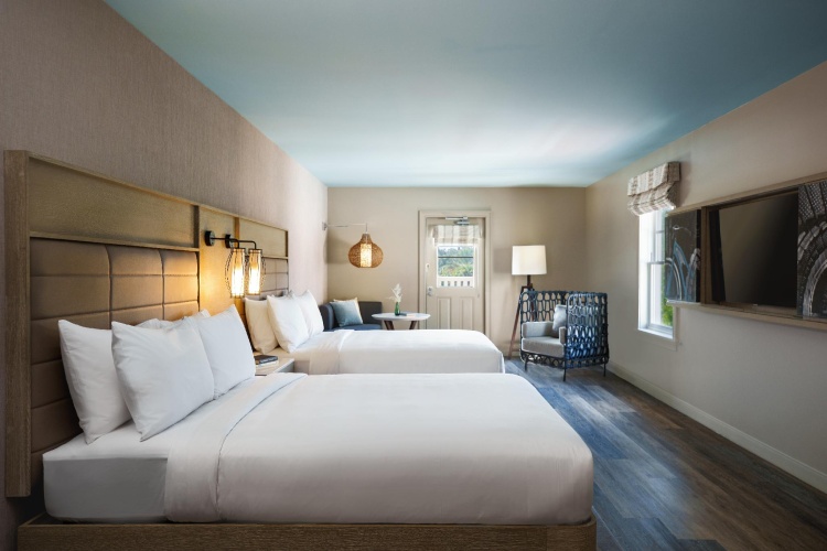 Deluxe Quadruple room