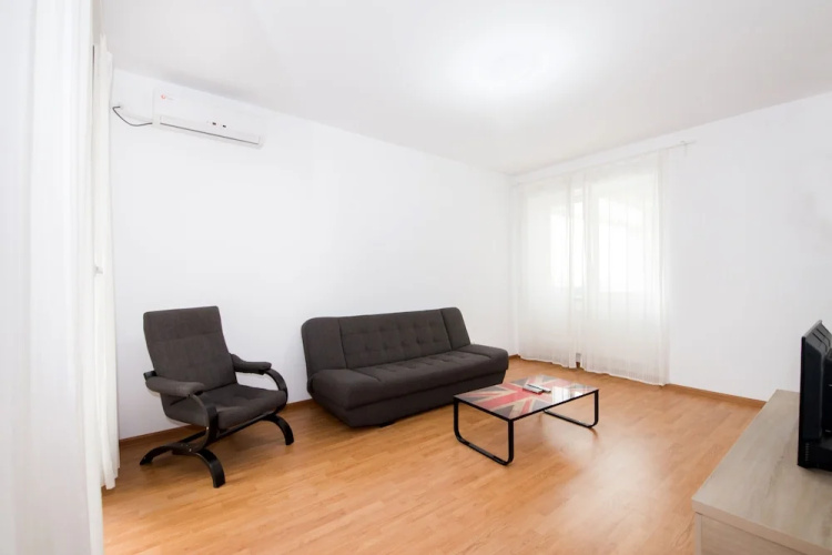 Sebastian Apartment