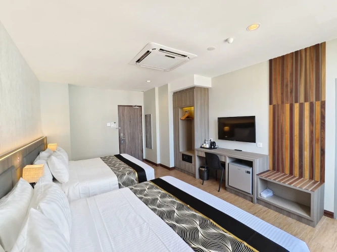 Standard Quadruple Family room