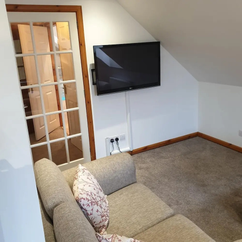 Aldos Place
