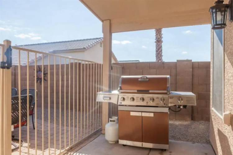 4353 Mesa