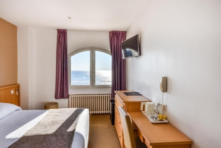 Standard Double room with sea view