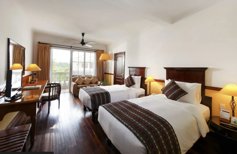 Deluxe Twin room with balcony