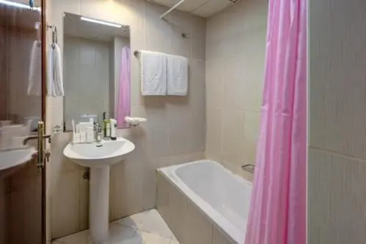 KAY homes Royal Studio