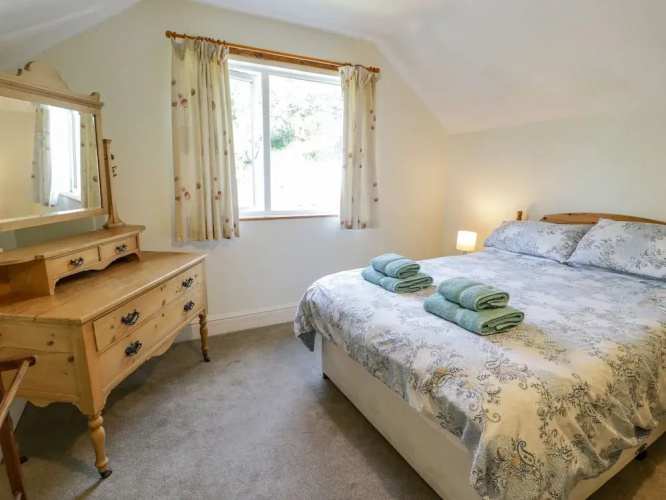 6 Glyn Terrace