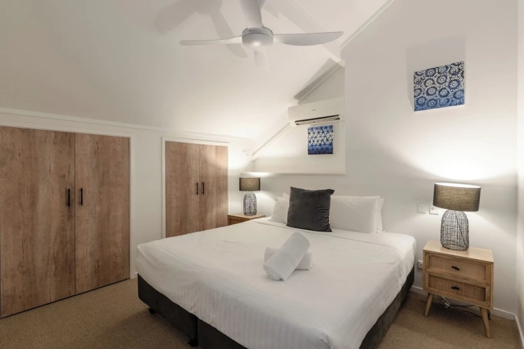 2 Bedrooms Apartment with balcony