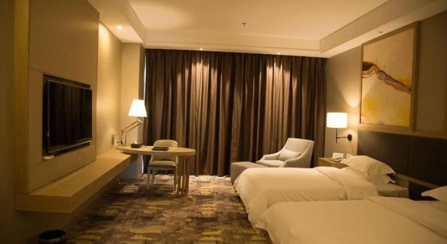 Lige Holiday Hotel