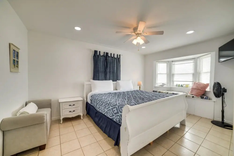 Covered Patio: Beachfront Galveston Home!