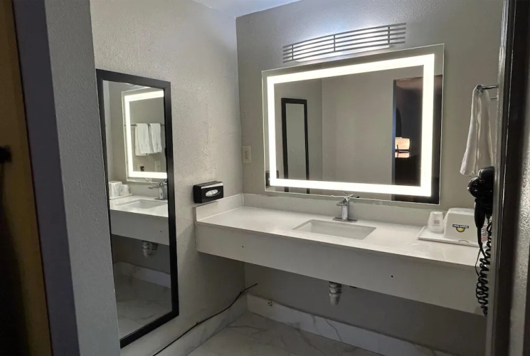Days Inn Goose Creek