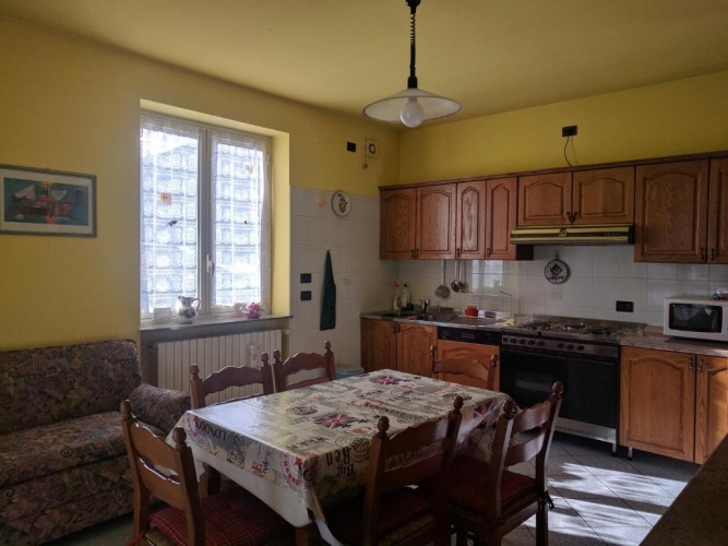 3 Bedrooms Cottage