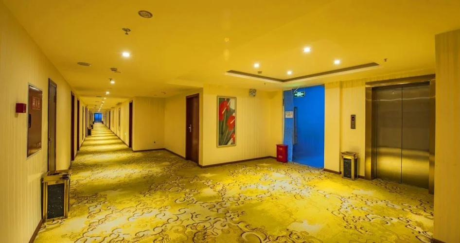 Hua Man Hotel
