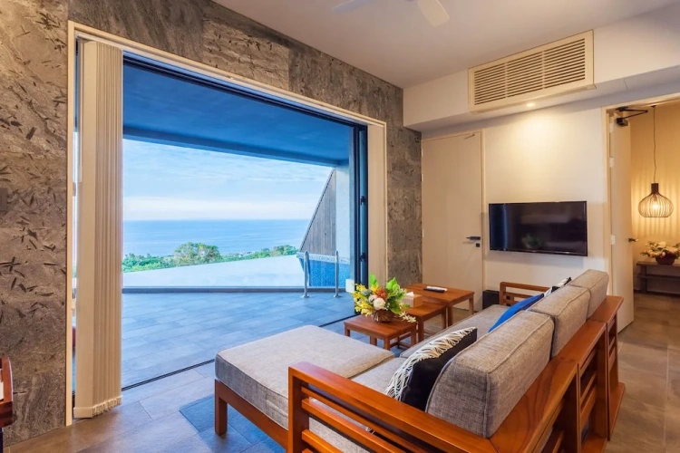 Deluxe room with balcony