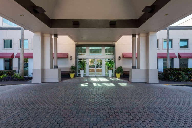 Ramada by Wyndham Kissimmee Gateway photo 22
