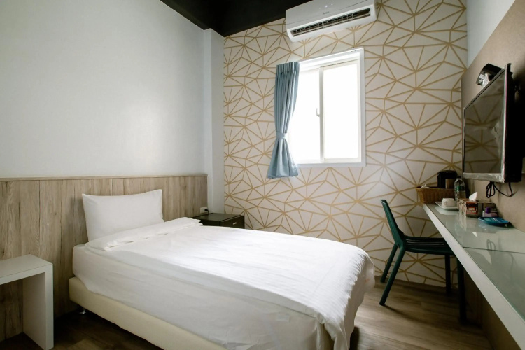 Starrywhale hostel