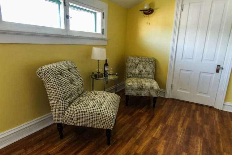 Carriage House B&B