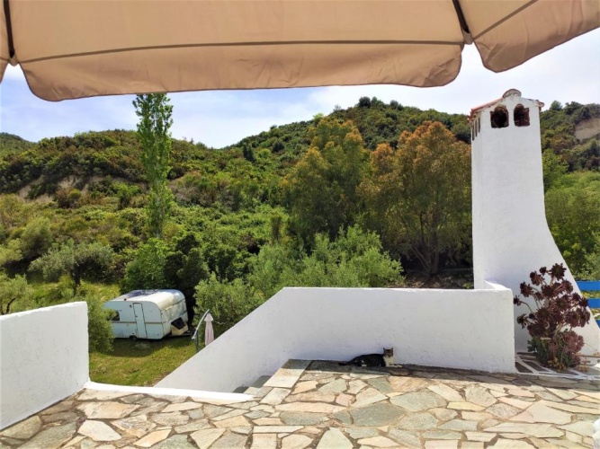 4 Bedrooms Cottage