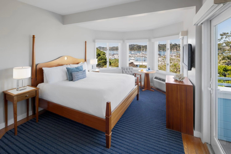 Casa Madrona Hotel & Spa photo 8